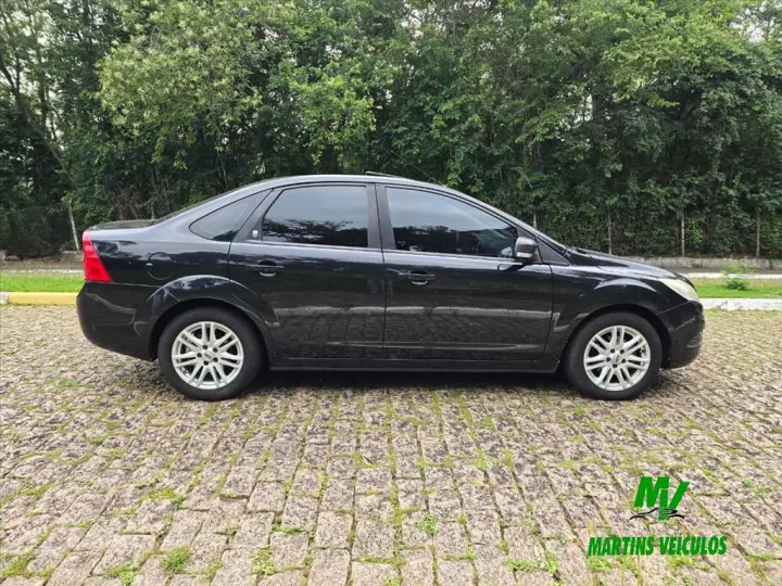 FOCUS 2.0 GHIA SEDAN 16V FLEX 4P AUTOMÁTICO