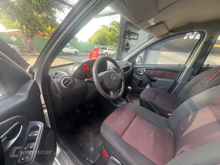 SANDERO 1.6 16V SCE Stepway