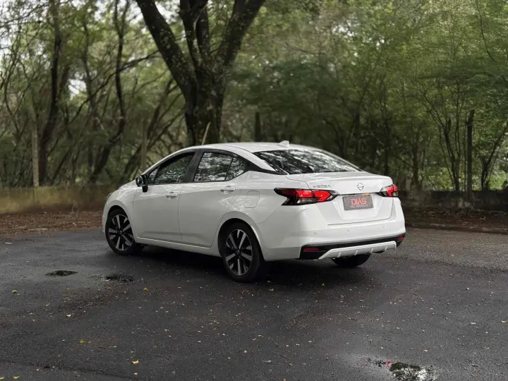 VERSA 1.6 16V FLEX EXCLUSIVE XTRONIC