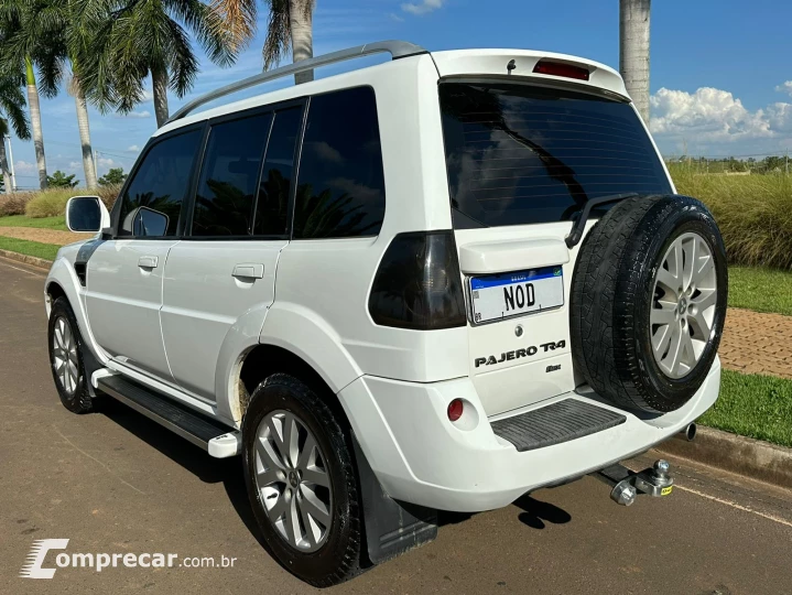 PAJERO TR4 2.0 4X2 16V