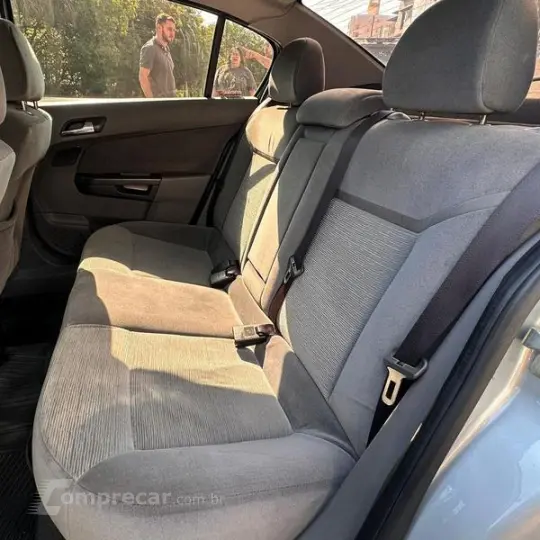 VECTRA SEDAN ELEGANCE