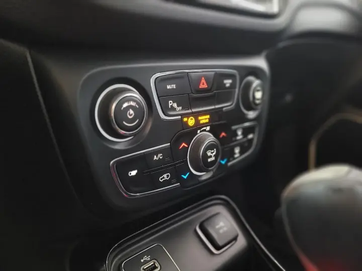 COMPASS LIMITED 2.0 4x2 Flex 16V Aut.