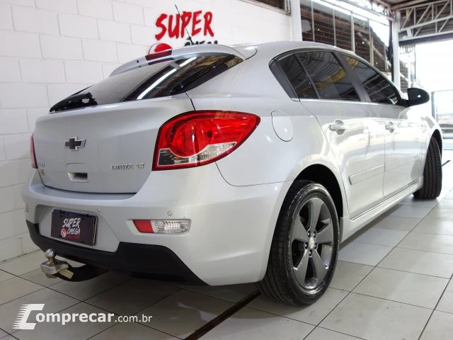 CRUZE HATCH - 1.8 LT SPORT6 16V 4P AUTOMÁTICO