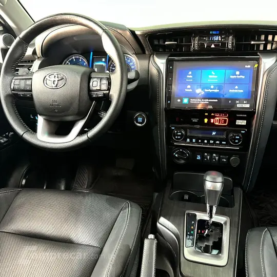 Hilux SW4 SRX 4x4 2.8 TDI 16V Dies. Aut.