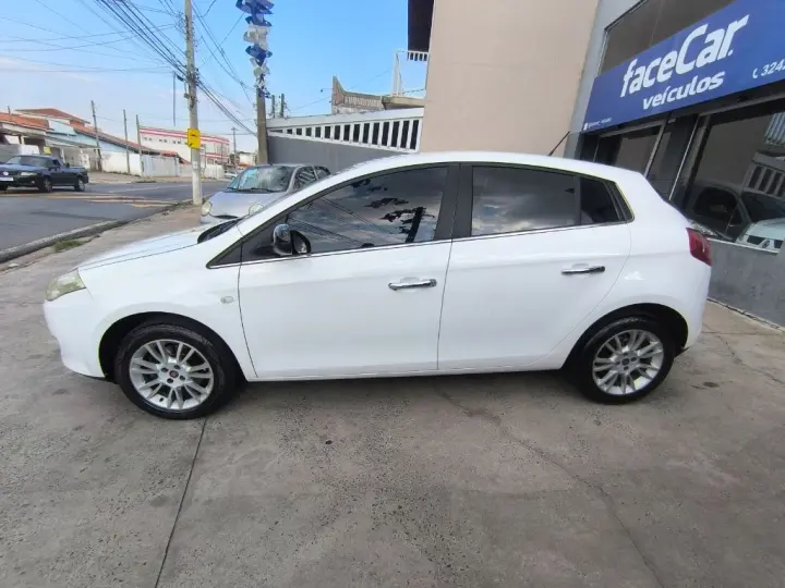 Bravo ESSENCE Dualogic 1.8 Flex 16V 5p