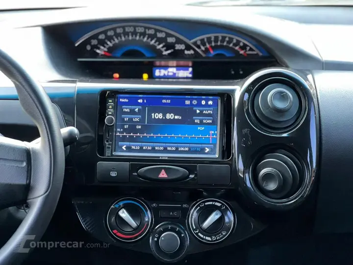 Etios 1.5 X Sedan 16V Flex 4P Manual