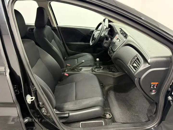 CITY Sedan DX 1.5 Flex 16V Mec.