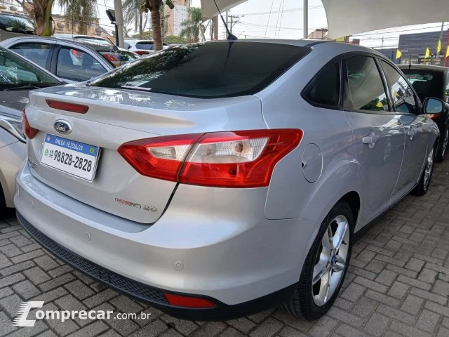 FOCUS SEDAN - 2.0 SE SEDAN 16V 4P POWERSHIFT