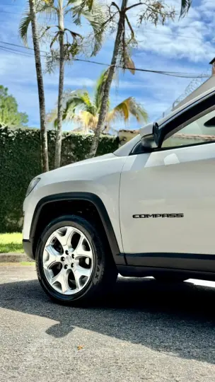 COMPASS 2.0 16V Longitude 4X4