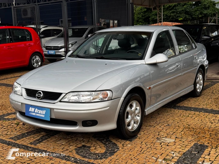 VECTRA 2.2 MPFI GL Milenium 8V