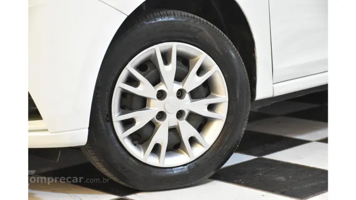 LOGAN - 1.0 12V SCE ZEN MANUAL