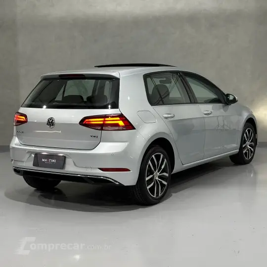 Golf Comfort. 200 TSI 1.0 Flex 12V Aut.