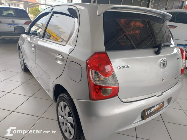 Etios Hatch 1.3 16V 4P FLEX XS