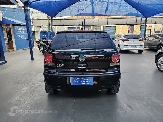 POLO - 1.6 MI 8V E- 4P MANUAL