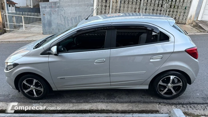 ONIX 1.4 MPFI LTZ 8V