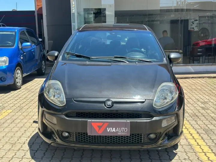 PUNTO - 1.8 BLACKMOTION 16V 4P AUTOMATIZADO