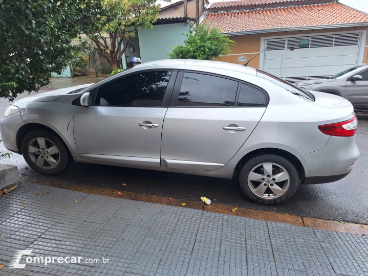 FLUENCE 2.0 Dynamique 16V