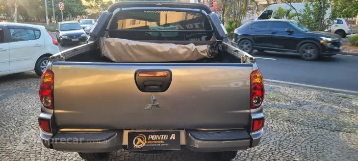 L200 Triton HLS 2.4 Flex 16V CD Mec.