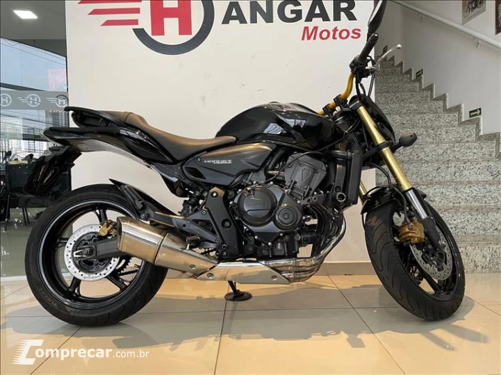 CB 600F HORNET