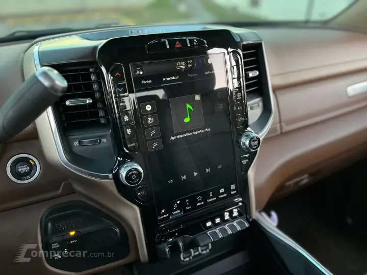 3500 6.7 I6 TURBO DIESEL LARAMIE CD 4X4 AUTOMÁTICO