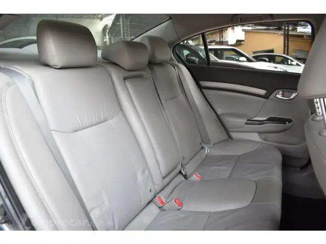 CIVIC - 1.8 EXS 16V 4P AUTOMÁTICO