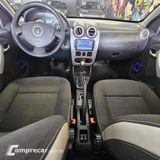 SANDERO STEPWAY