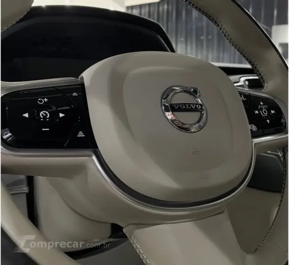 XC90 2.0 T6 Momentum AWD Geartronic