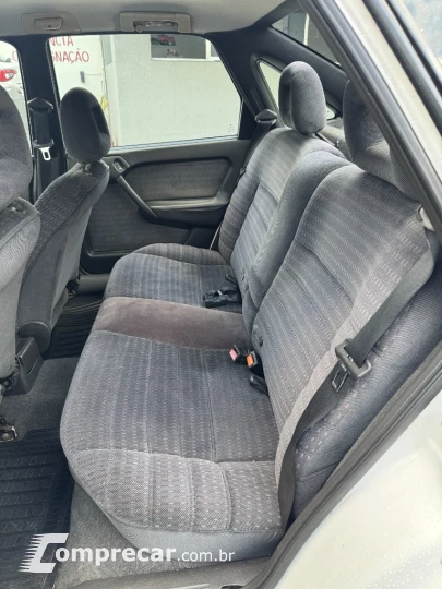 VECTRA 2.0 MPFI GLS 8V GASOLINA 4P MANUAL