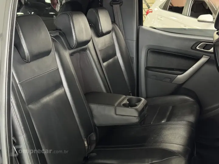 Ranger 3.2 20V CABINE DUPLA 4X4 LIMITED TURBO DIESEL AUTOMÁT
