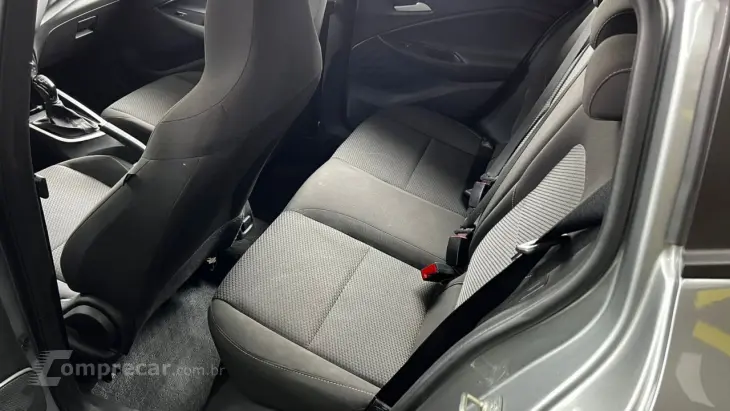 Onix Hatch 1.0 12V 4P FLEX LT