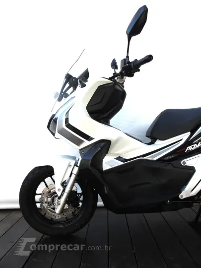 HONDA ADV 150