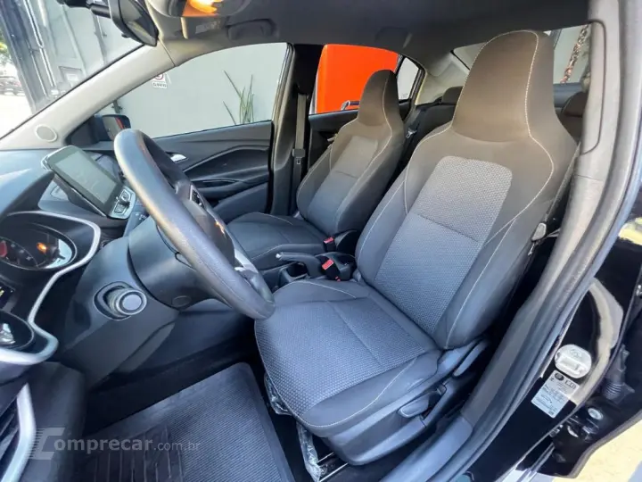 ONIX SEDAN Plus LT 1.0 12V TB Flex Mec.
