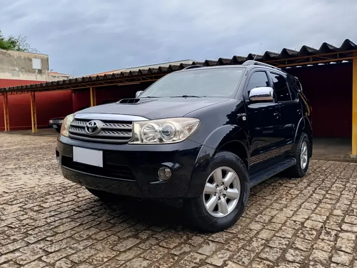 HILUX SW4 3.0 SRV 4X4 7 Lugares 16V Turbo Intercooler