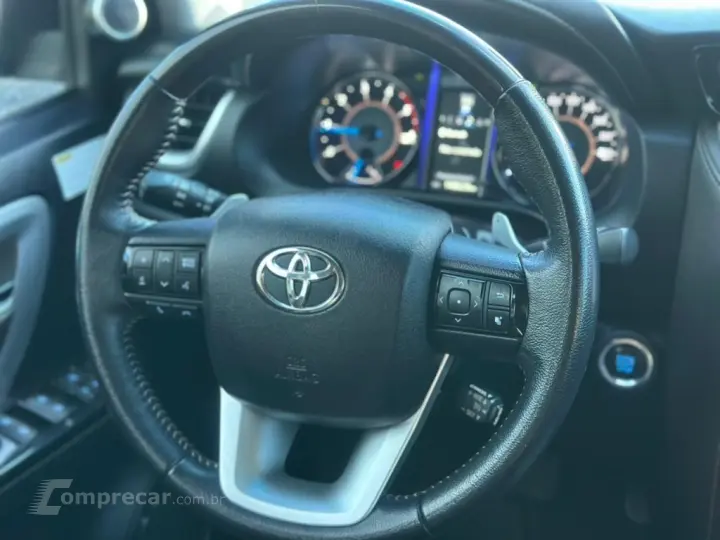 HILUX SW4 2.8 SRX 4X4 16V TURBO INTERCOOLER DIESEL 4P AUTOMÁ