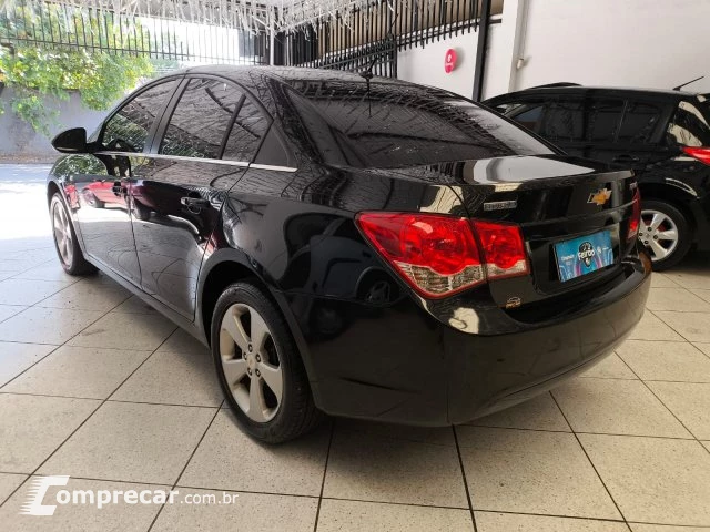 CRUZE SEDAN - 1.8 LT 16V 4P AUTOMÁTICO