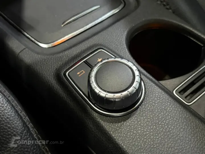 GLA 200 1.6 CGI FLEX STYLE 7G-DCT