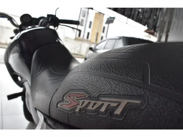 YS 250 FAZER - Street