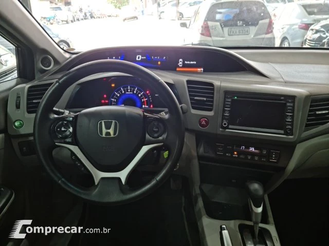 CIVIC - 1.8 EXS 16V 4P AUTOMÁTICO