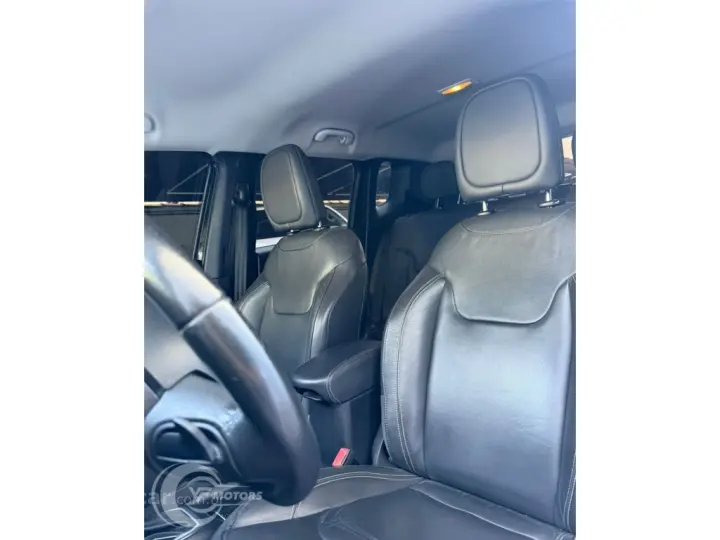 RENEGADE 1.8 16V FLEX LONGITUDE 4P AUTOMÁTICO