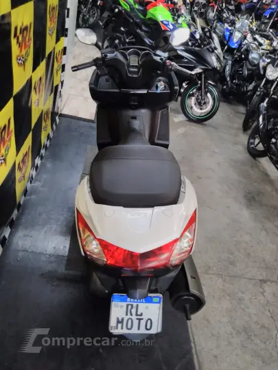 JTZ/DOWNTOWN PEOPLE GT 300I