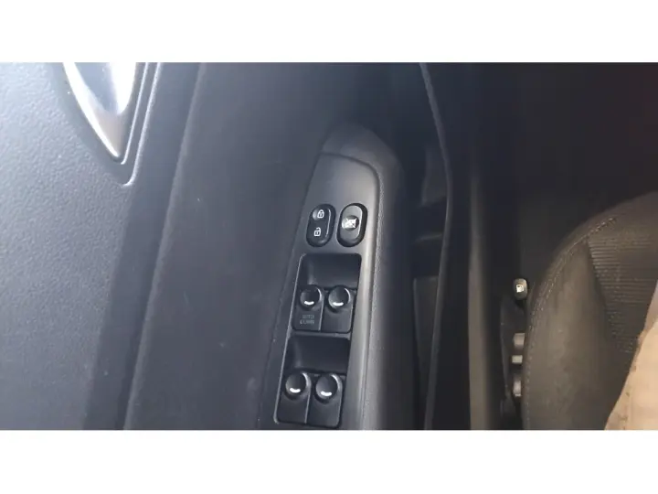 HB20 1.6 COMFORT PLUS 16V FLEX 4P AUTOMATICO