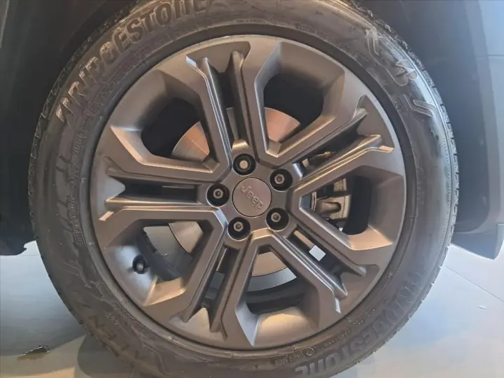 RENEGADE 1.3 T270 TURBO FLEX LONGITUDE AT6