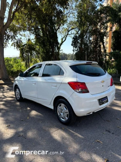 CHEVROLET ONIX 1.0 MPFI LT 8V