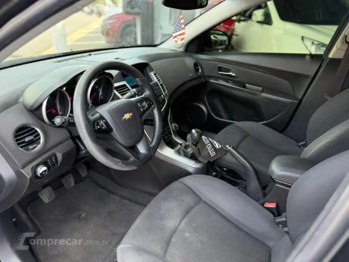 CRUZE HB Sport LT 1.8 16V FlexP. 5p Mec