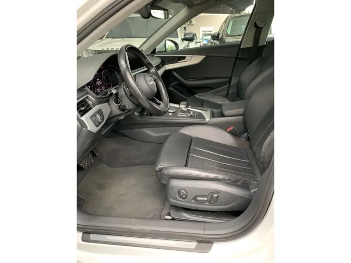 A4 2.0 TFSI AMBIENTE AVANT GASOLINA 4P S TRONIC