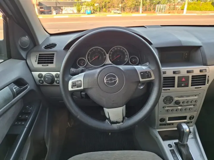 VECTRA 2.0 MPFI Elegance 8V