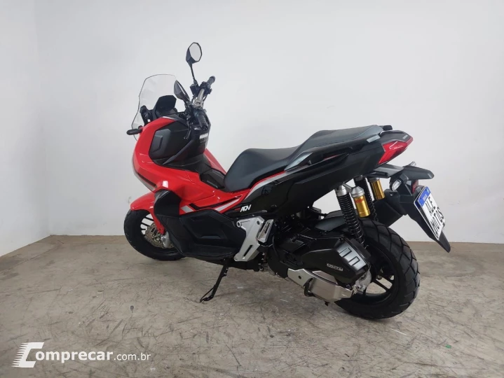 HONDA ADV 150