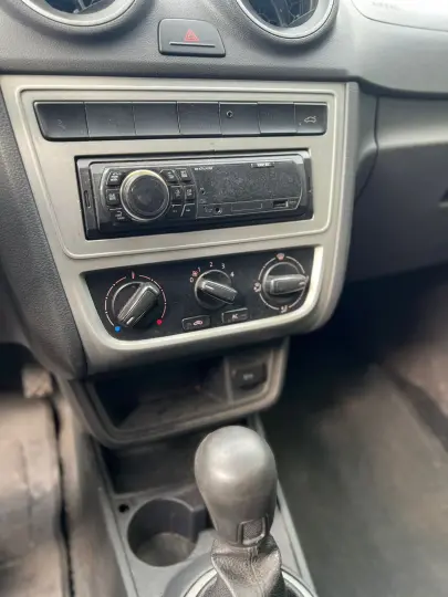 VOYAGE 1.6/1.6 City  Mi Total Flex 8V 4p