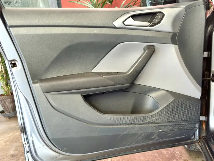 T-CROSS 1.0 200 TSI TOTAL FLEX AUTOMÁTICO