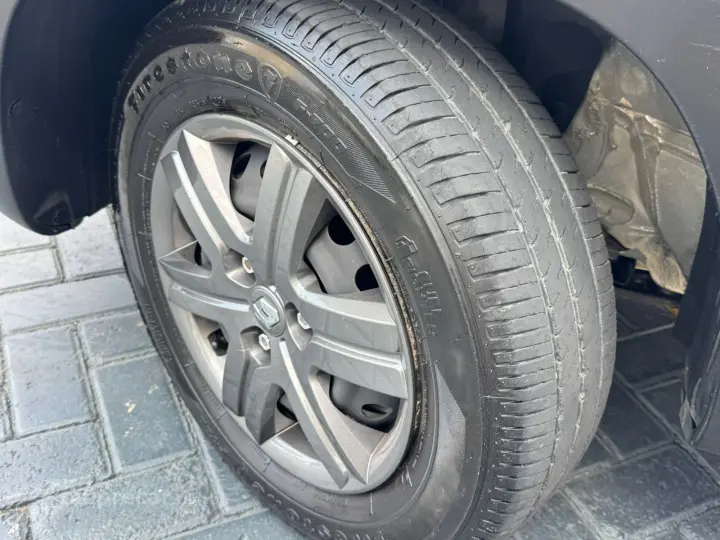 KWID 1.0 12V SCE ZEN